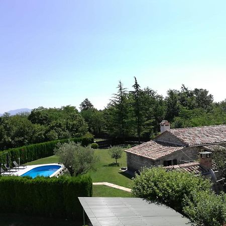 Holiday Home Maria Pazin Exterior foto